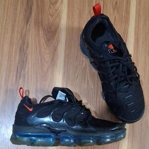 Nike Air VaporMax Sneakers